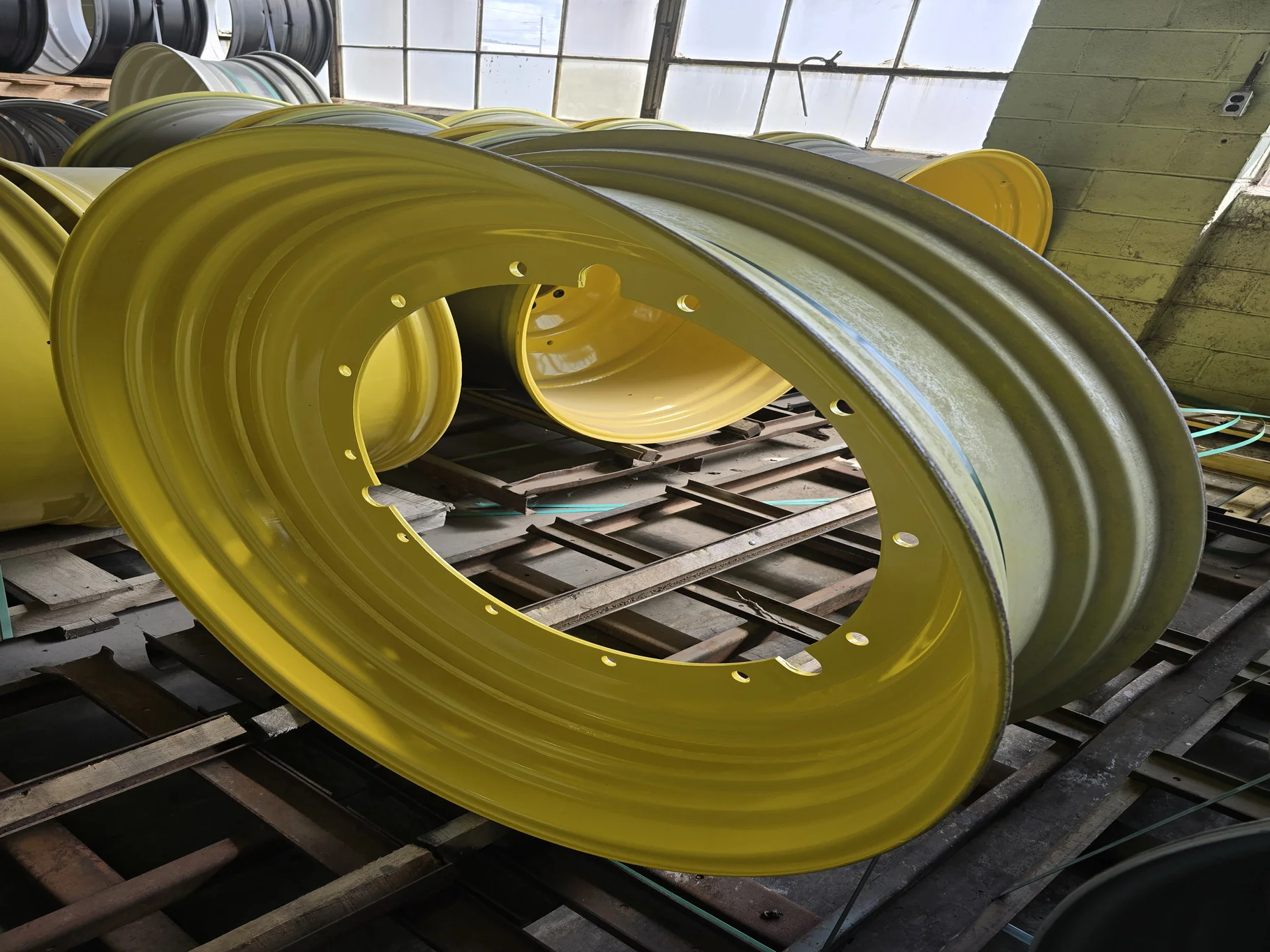 13 X 46 12-32.047-30.07-2.18IN YELLOW image 2