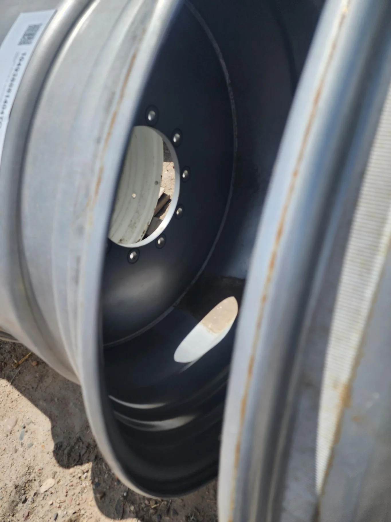23 X 38 10-14.57-12.420 -8.81OUT HAGIE YELLOW WHEEL