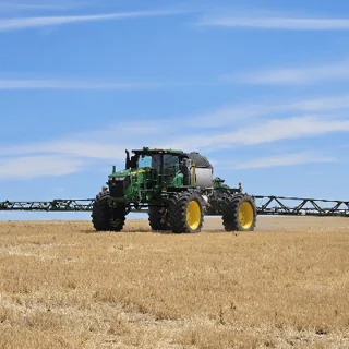 VF750/60R46 180D ALLIANCE 377 AGRIFLEX+ R-1 on 25 X 46 12-32.047-30.07 -4.92 OUT YELLOW WHEEL image 2