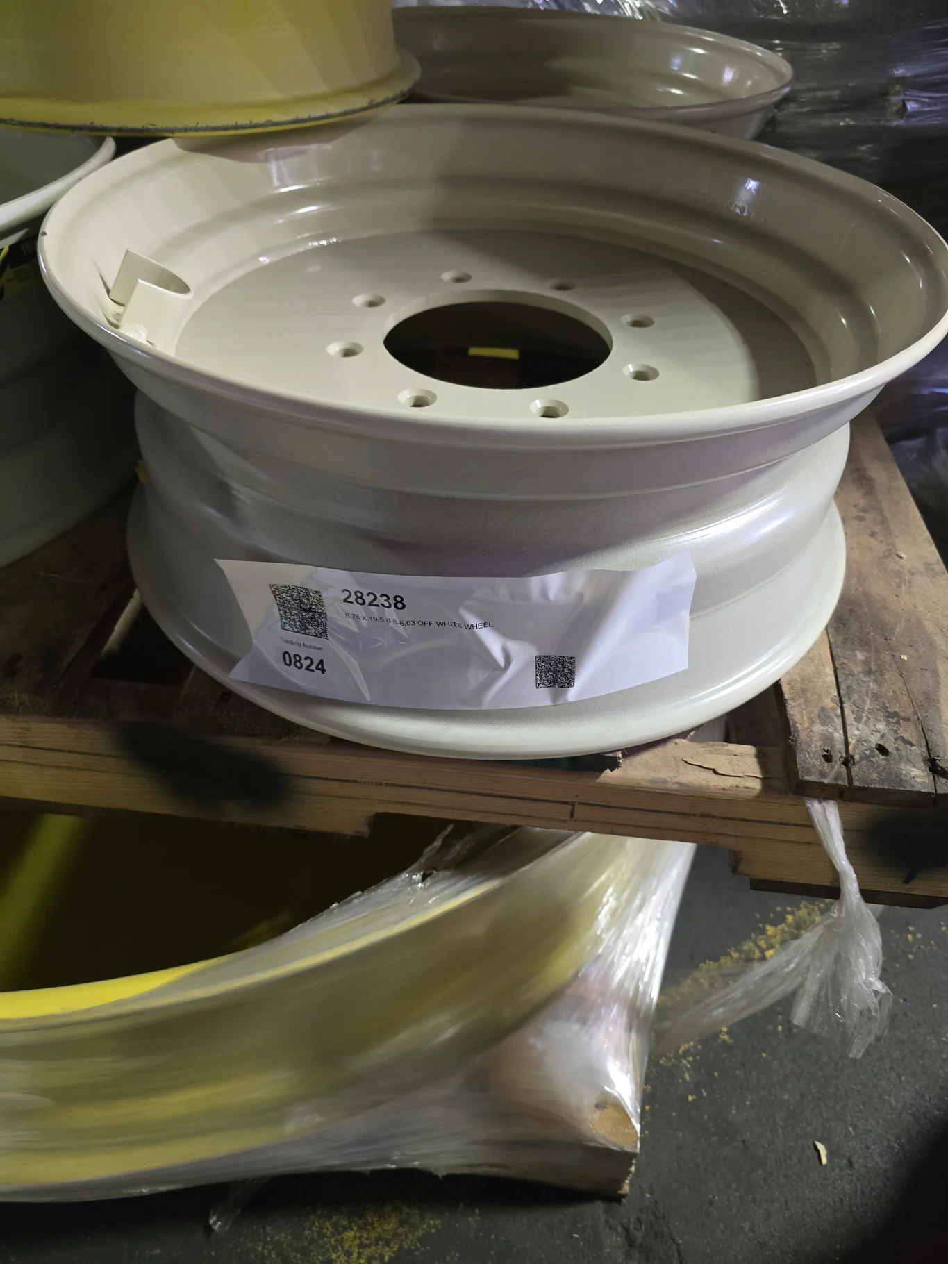 6.75 X 19.5 8-8-6.03 OFF WHITE WHEEL image 2