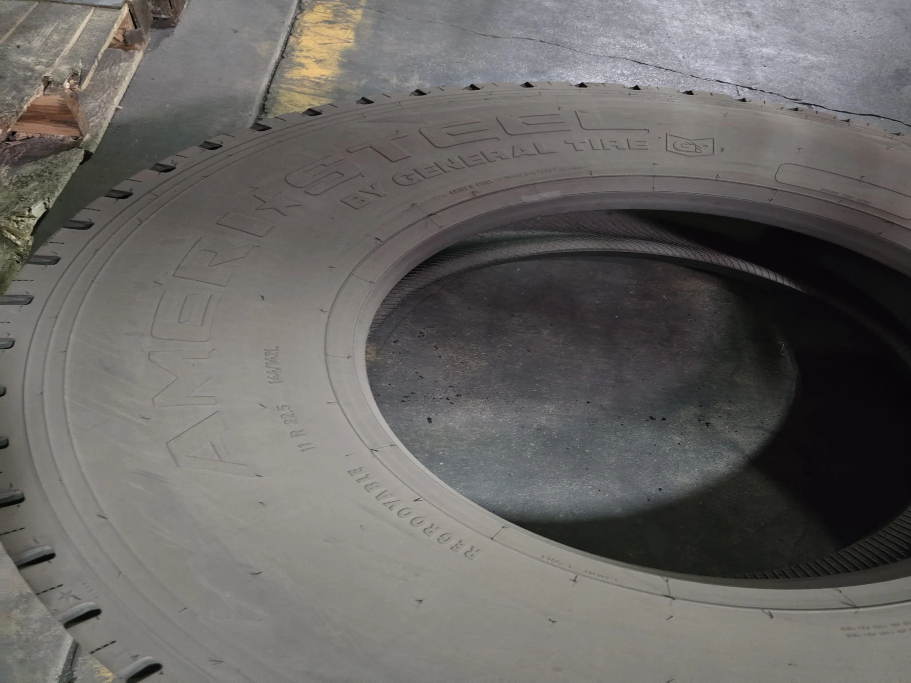 11R22.5 AMERISTEEL SECTION REPAIR CFI STK image 2