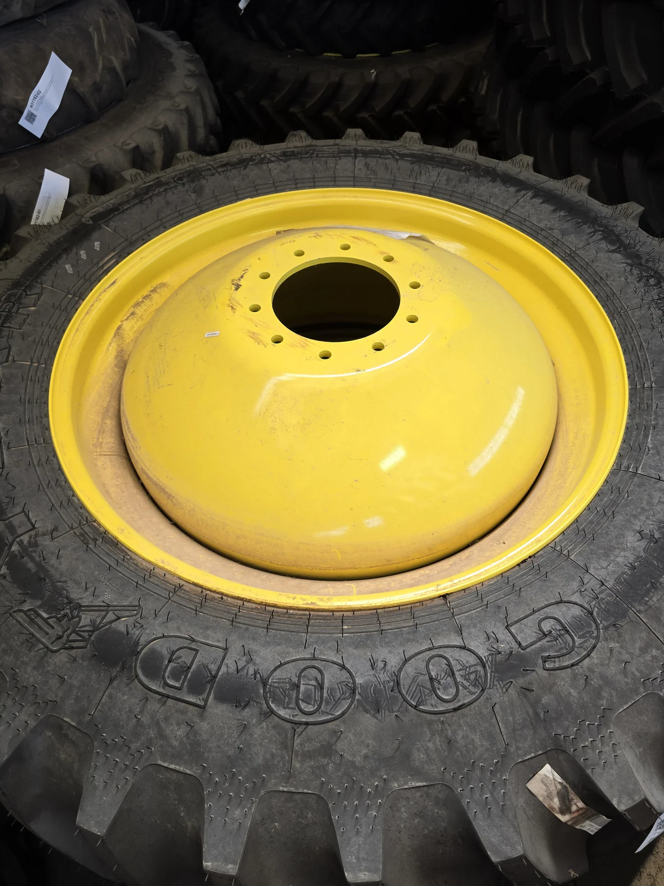 16 X 42 10-12-9.51 -13.25OFF DOLLY DUAL YELLOW WHEEL