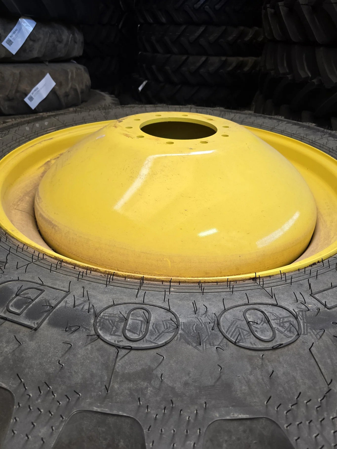 16 X 42 10-12-9.51 -13.25OFF DOLLY DUAL YELLOW WHEEL image 2