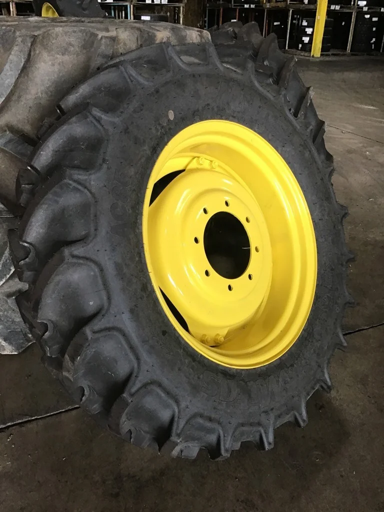 Take-Off 320/85R28 124A8 Mitas AC85 TL R-1W 95-100% on 10 X 28 8-10.82-8.78 4/2 Rail Yellow image 2