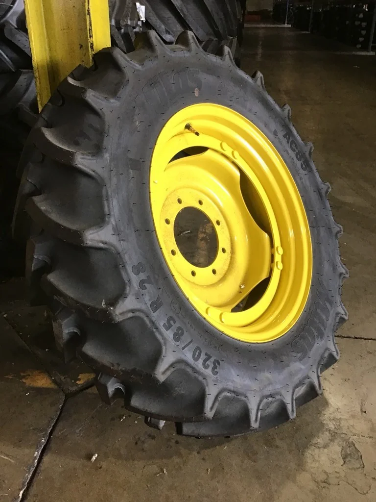 Take-Off 320/85R28 124A8 Mitas AC85 TL R-1W 95-100% on 10 X 28 8-10.82-8.78 4/2 Rail image 2