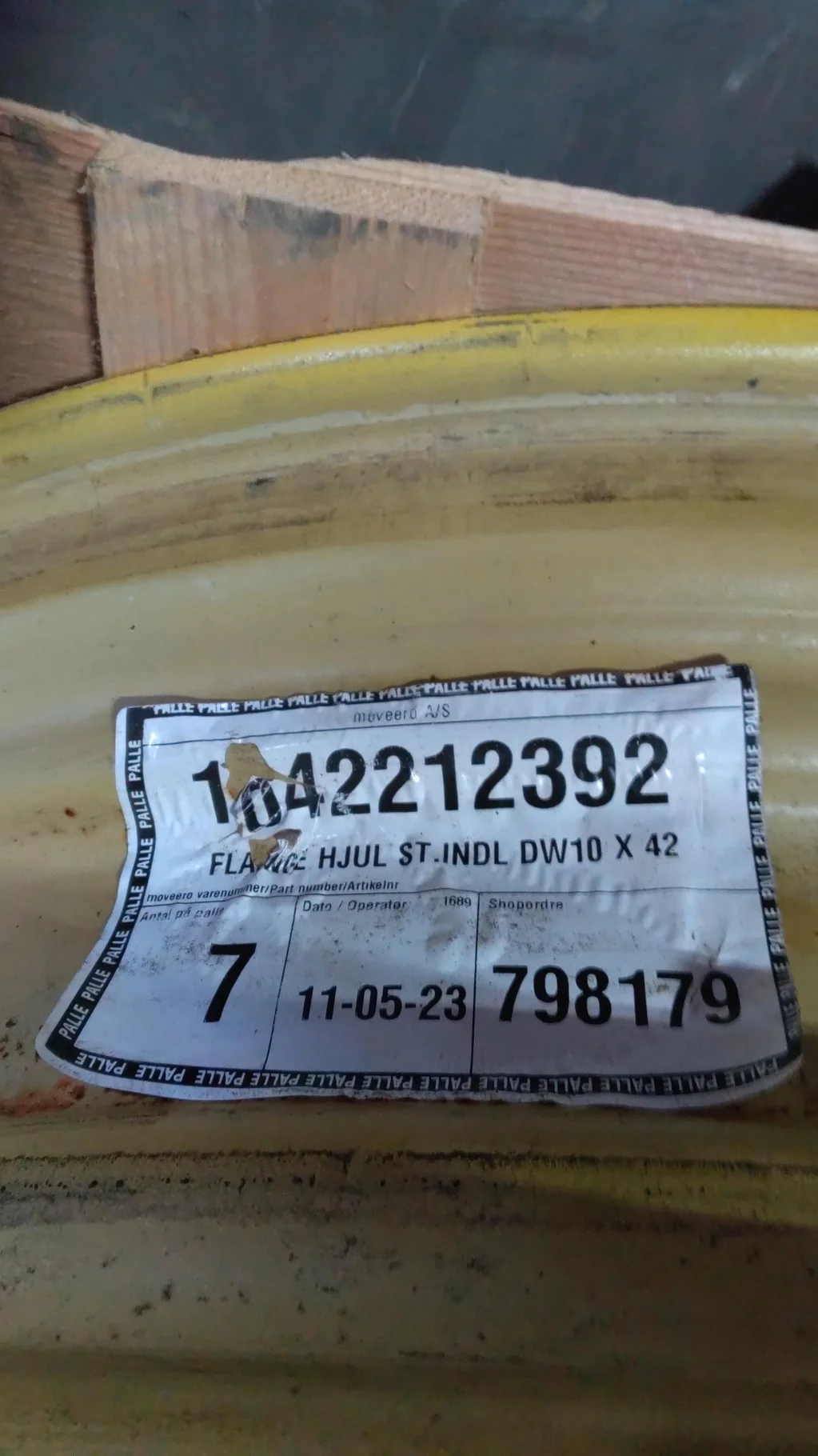 Take-Off 10 X 42 8-10.82-8.78 4/2 Rail Yellow Wheel w/ Disc image 4