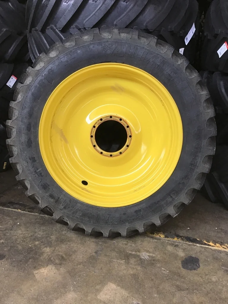 Take-Off VF320/105R46 172D Alliance Agriflex+354 TL R-1W 95-100% on 10 x 46 12-13.976-11.857-1 image 2