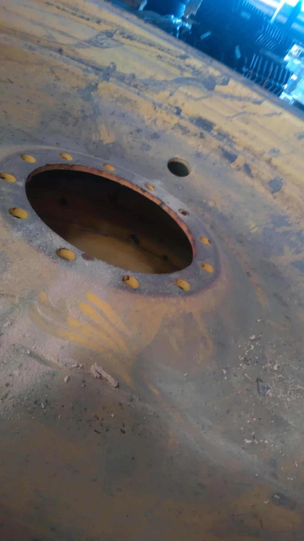 USED 13 X 46 12-13.976-11.857-1 Bubble Disc Yellow Wheel image 5