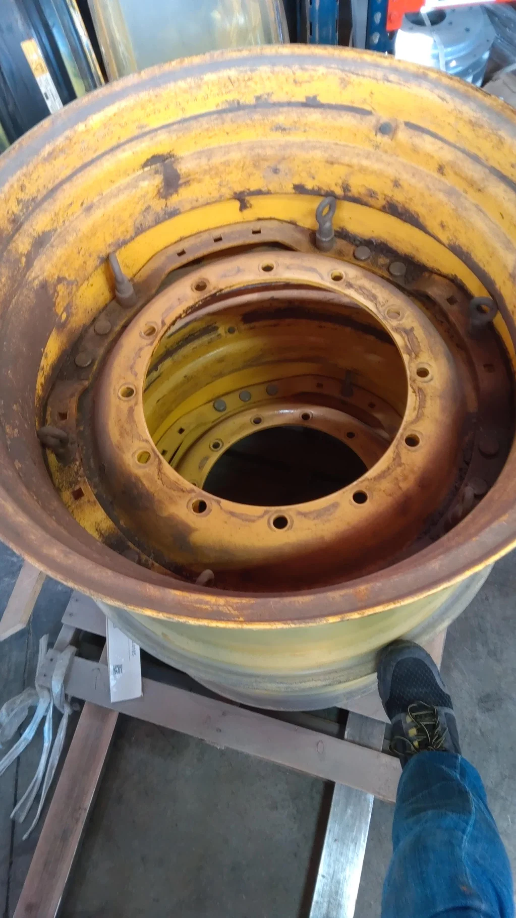 Used 20 X 34 12-19.685-17.651 Titan Waffle 3 Bolt Yellow Wheel w/ Disc (Assembly) image 4