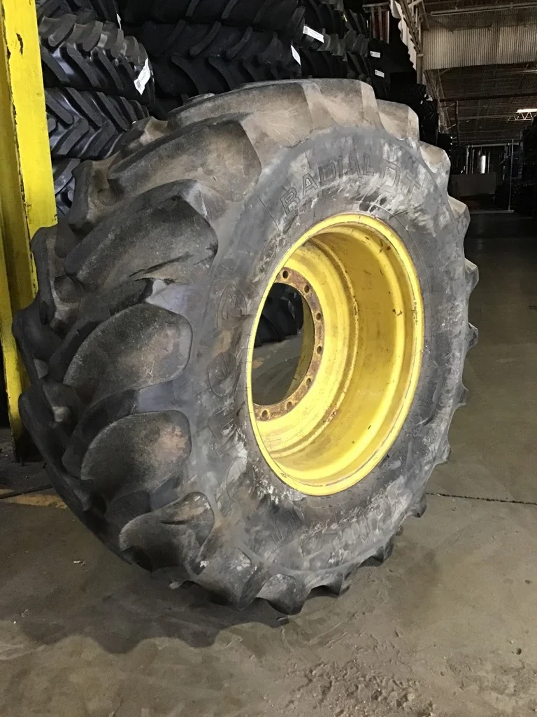 Used 600/65R28 147B Firestone Radial All Traction DT TL R-1W 70-75% on 18 X 28 12-16.732-14.620 image 2