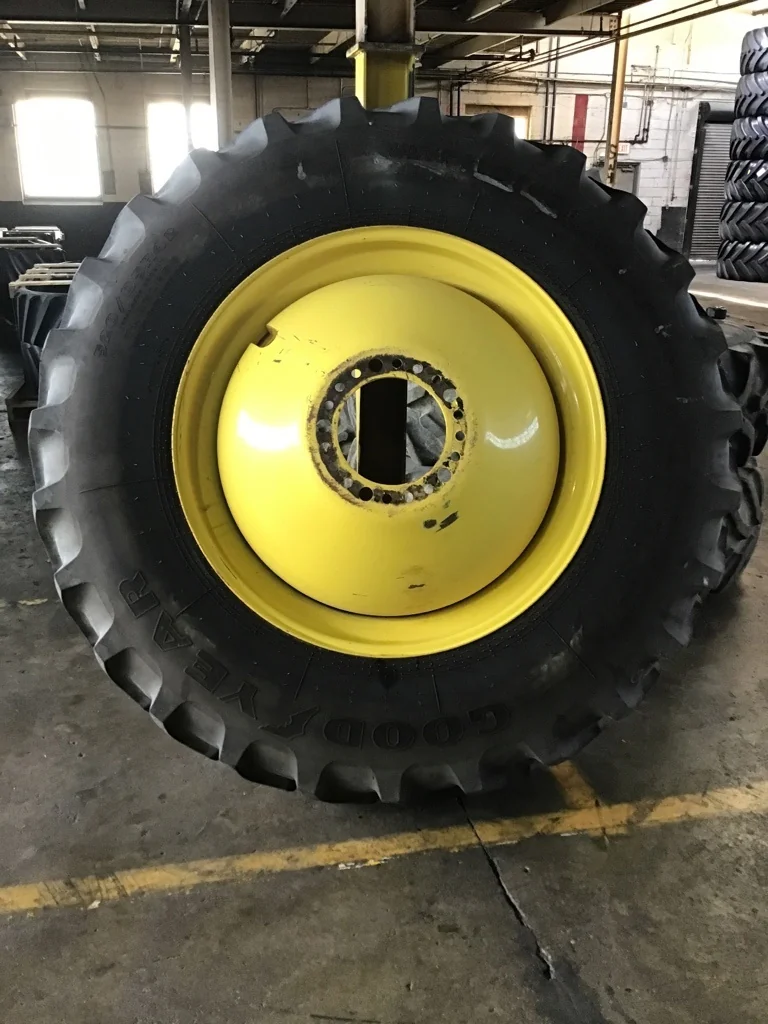 Used 520/85R42 157A8 Goodyear Ultratorque Radial DT712 TL R-1 85-90% on 18 X 42 20-13.189-10.50-