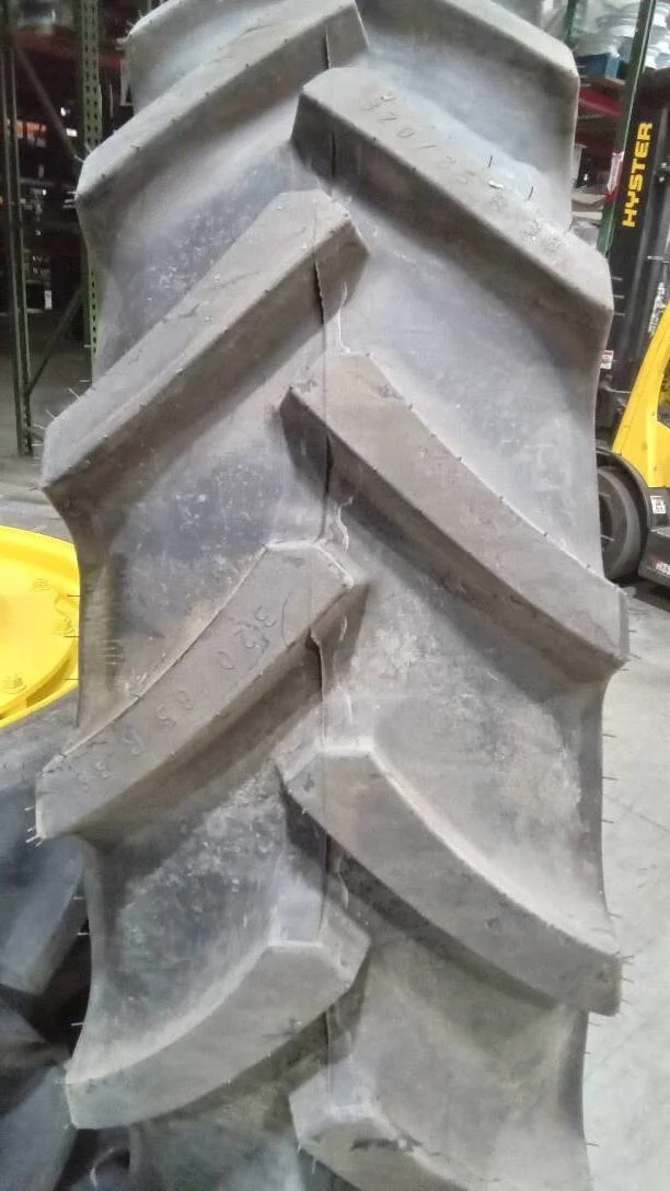 Take-Off 320/85R38 143B Mitas AC85 TL R-1W 95-100% on 10 X 38 10-13.19-11.07 Rim & Rail image 3