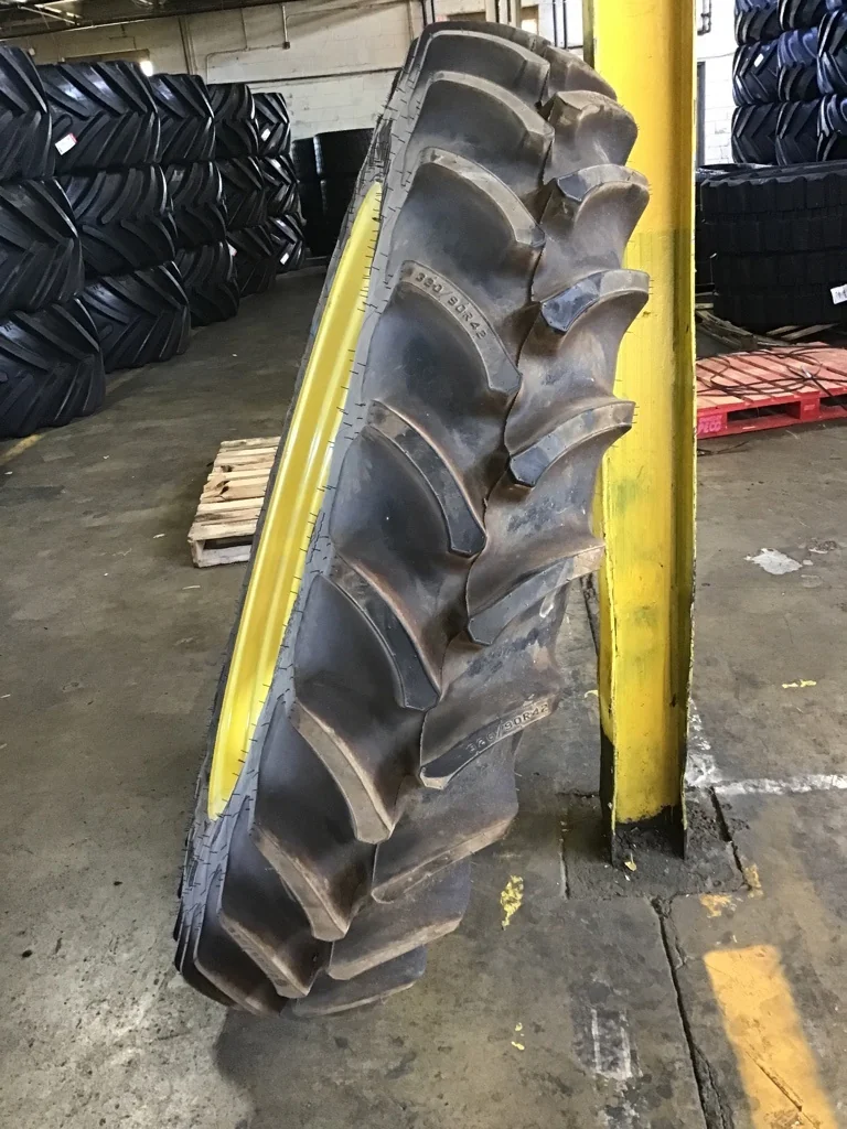 Take-Off 320/90R42 139A8 Firestone Radial 9000 TL R-1W 85-90% on 10 X 42 8-10.82-8.78 4/2 Rail image 3