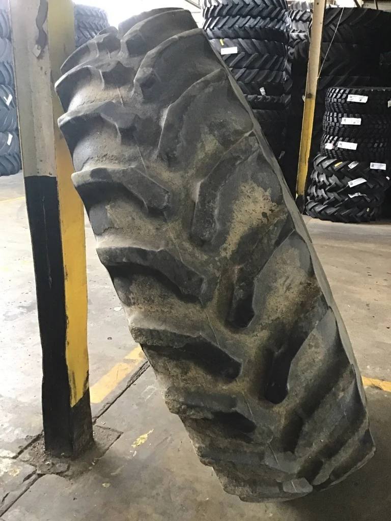 Used 520/85R42 157B Goodyear Ultratorque Radial DT712 TL R-1 80-85% on 18 X 42 10-13.18-11.09-12.4 image 3