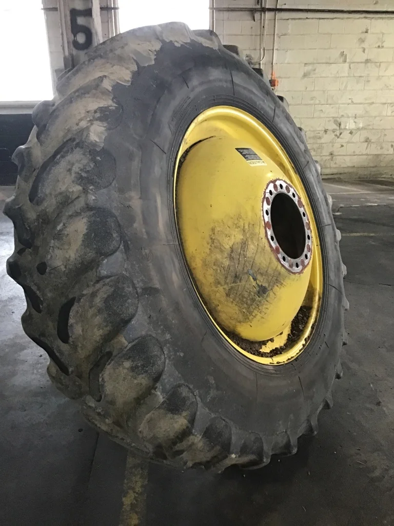 Used 520/85R42 157B Goodyear Ultratorque Radial DT712 TL R-1 75-80% on 18 X 42 10-13.18-11.09-14.4 image 2