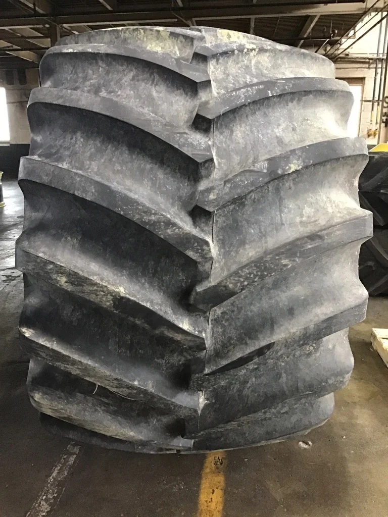 Used 76x50.00-32/16 Firestone Flotation 23 DT Logger TL HF-3 90-95% on 42 X 32 15-13.19-11.07 image 3