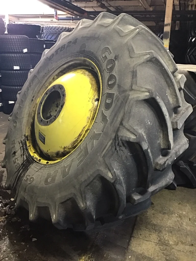 Used 650/85R38 173A8 Goodyear Optitrac DT824 TL R-1W 85-90% on 23 x 38 10-13.18-11.09-12.4 Dolly image 2