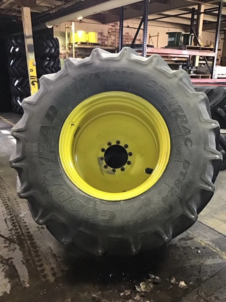 Used 650/85R38 173A8 Goodyear Optitrac DT824 TL R-1W 90-95% on 23 x 38 10-13.18-11.09-14.4 Dolly