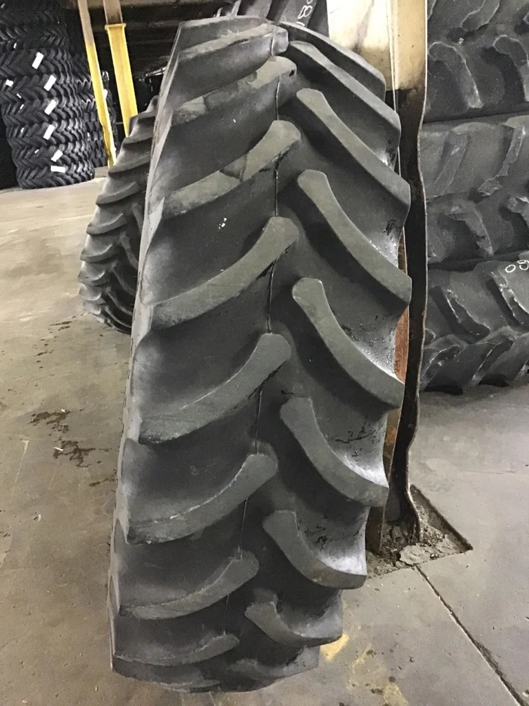 Used 380/85R30 135B Firestone Radial All Traction FWD TL R-1 75-80% on 13 X 30 10-13.19-11.07 28/30 image 3