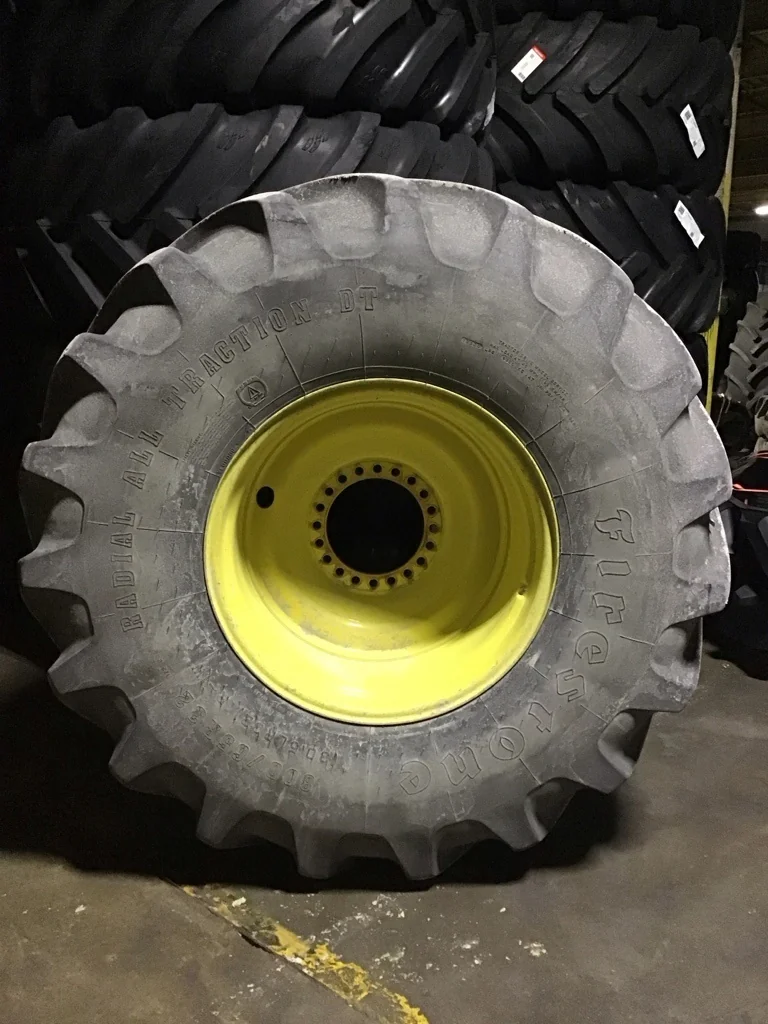 Used 800/65R32 172D Firestone Radial All Traction DT TL R-1W 90-95% on 27 X 32 20-13.19-11.07