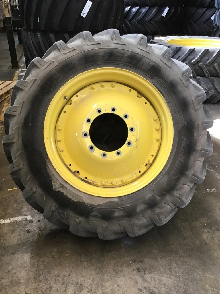 Used 420/85R34 147A8 Michelin Agribib 2 TL R-1W 85-90% on 15 X 34 10-13.19-11.07
