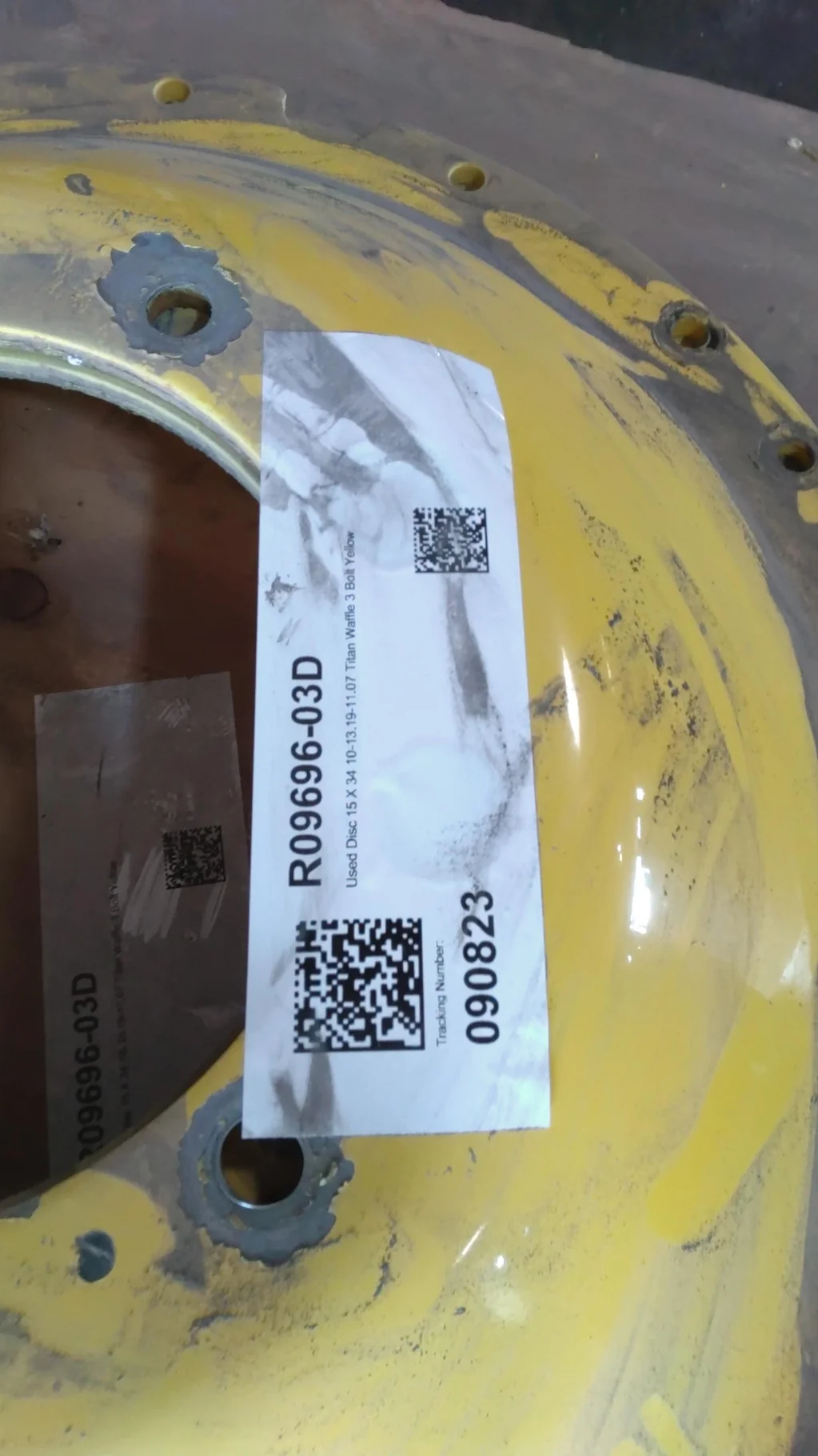 Used Disc 34" 10-13.19-11.07 Titan Waffle 3 Bolt Yellow image 2