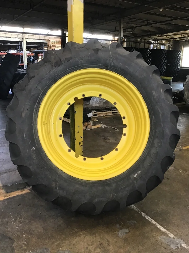 Used 620/70R46 167A8 Goodyear Super Traction Radial DT820 TL R-1 70-75% On 20 X 46 12-32.047-30.078
