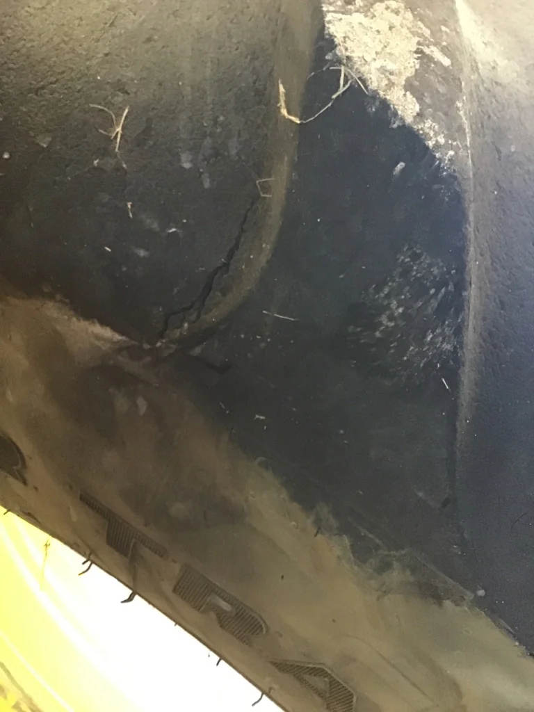 Used 620/70R46 167A8 Goodyear Super Traction Radial DT820 TL R-1 70-75% On 20 X 46 12-32.047-30.078 image 4