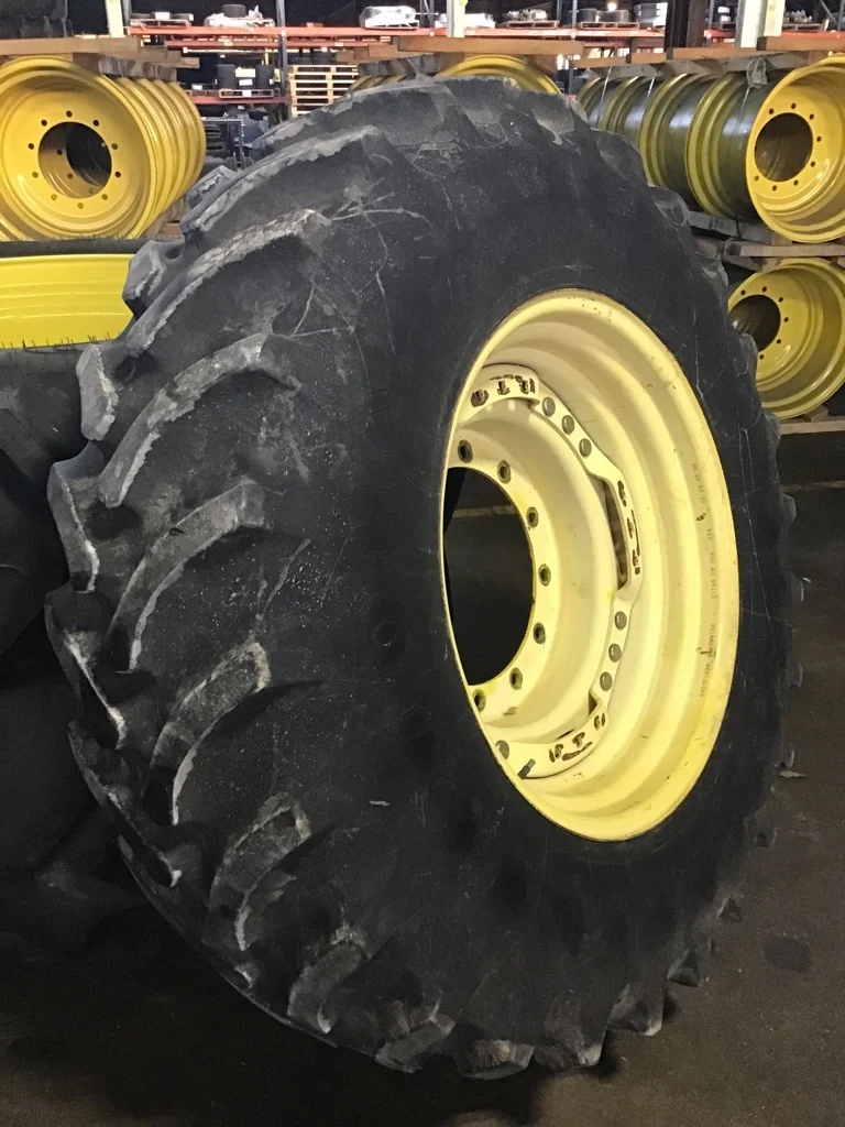 Used 420/90R30 142A8 Firestone Radial All Traction FWD TL R-1 75-80% on 15 X 30 12-16.732-14.620 image 2