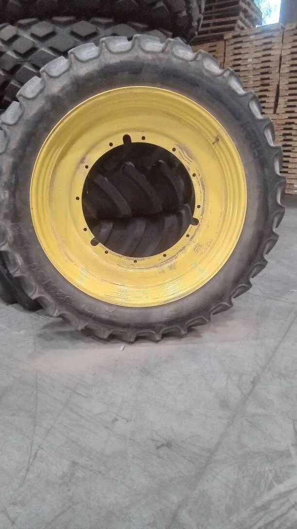 Take-Off 320/90R50 150B Mitas AC85 TL R-1W 95-100% On 10 x 50 (12-32.047-30.078) JD Rim & Rail