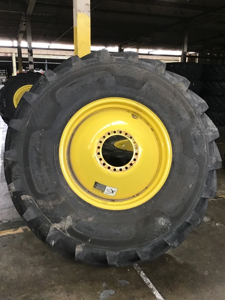 Take-Off 650/85R38 173D Alliance Agristar 2 TL R-1W 95-100% on 23 X 38 20-13.189-11.07-15.56 Dolly