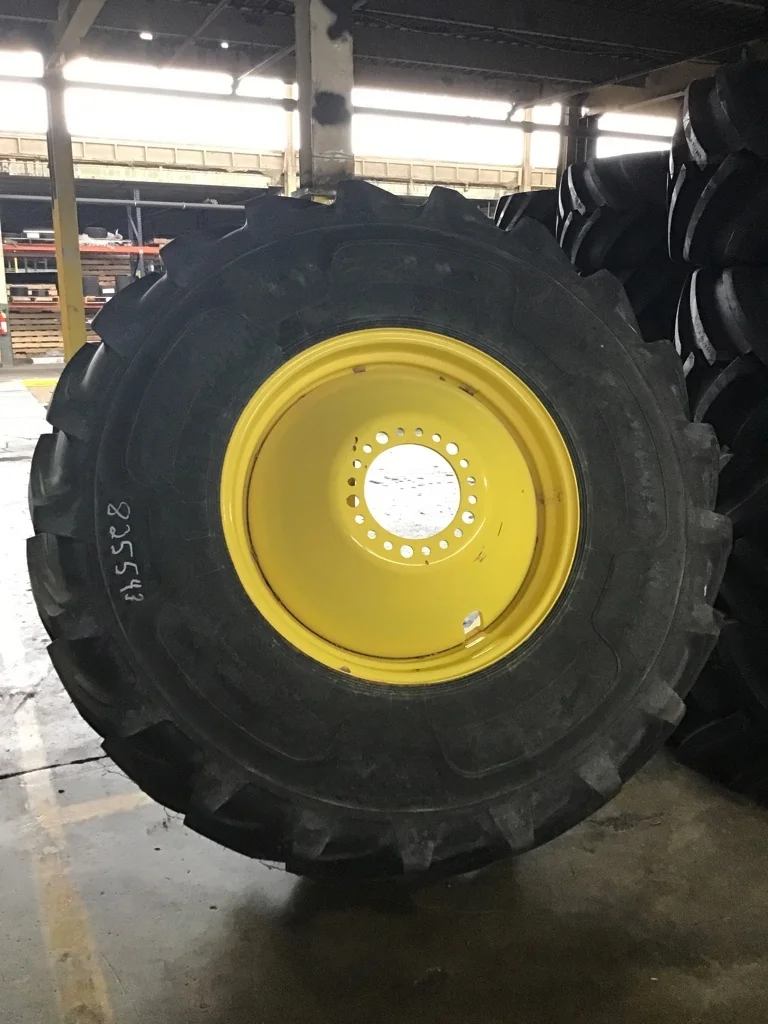 Take-Off 650/85R38 173D Alliance Agristar 2 TL R-1W 95-100% on 23 X 38 20-13.189-10.50-16.18 Dolly