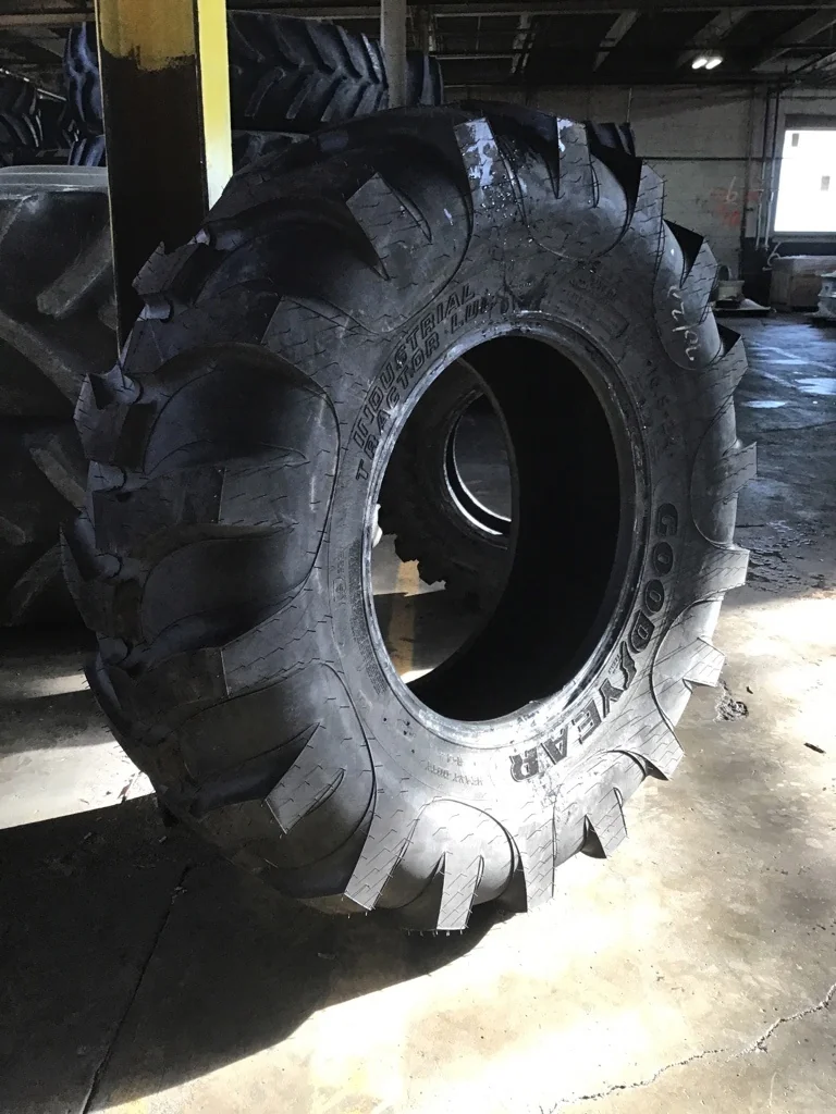 Take-Off 16.9-24/8 ply Goodyear Industrial Tractor Lug TB R-4 95-100% image 2