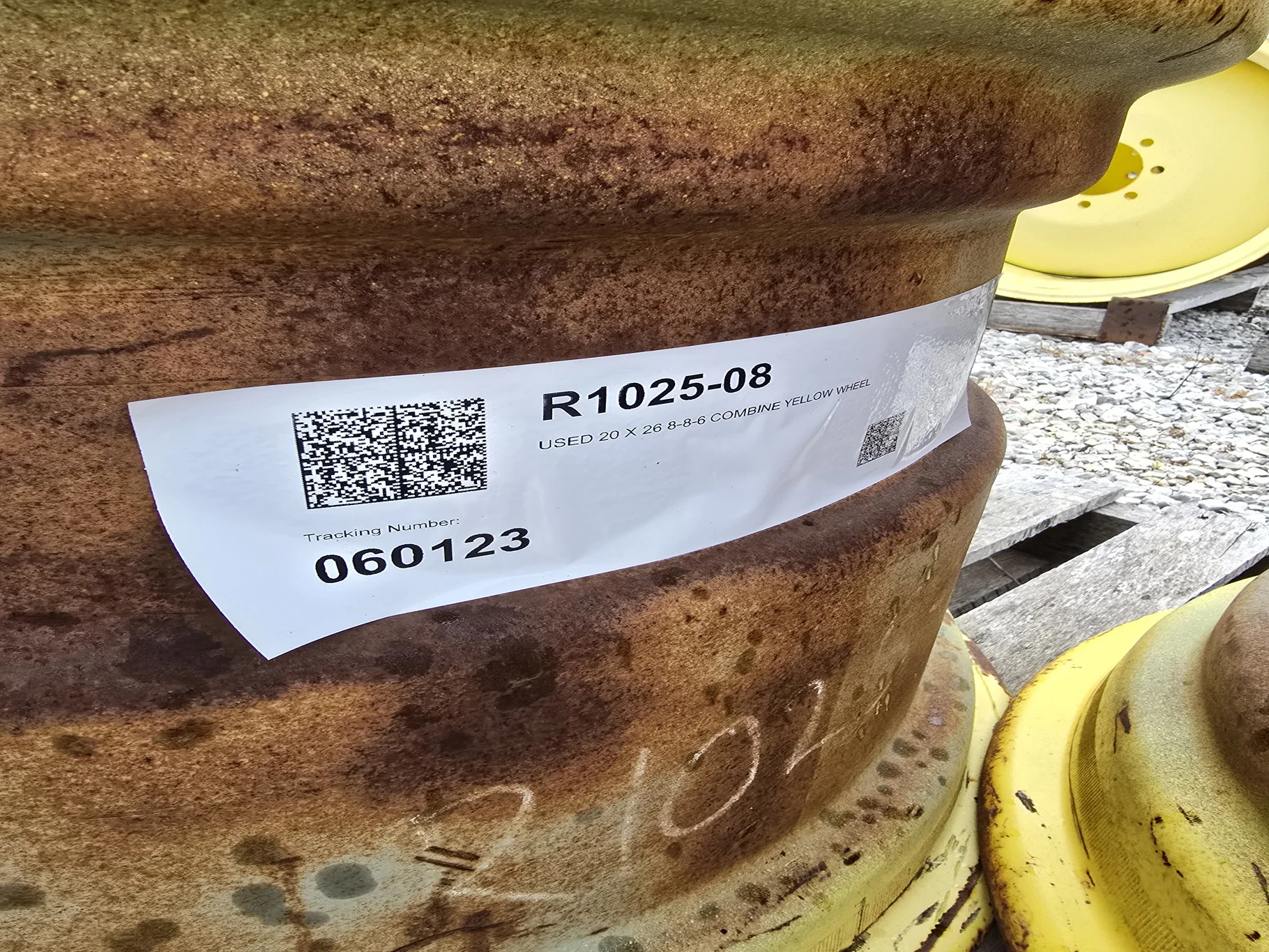 USED 20 X 26 8-8-6 COMBINE YELLOW WHEEL