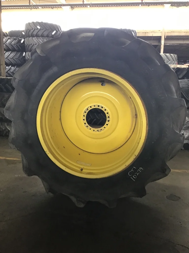 Used LSW1250/35R46 195B Goodyear Custom Flo Grip TL R-2 80-85% on 44 X 46 20-13.19-11.07 Combine