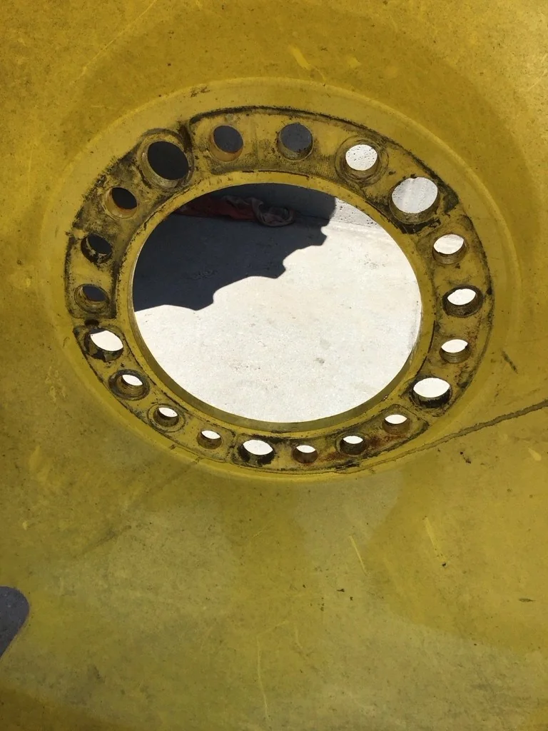 USED 18 x 42 20-13.187-10.50-16.18 (OUTSIDE) DOLLY DUAL YELLOW WHEEL image 2