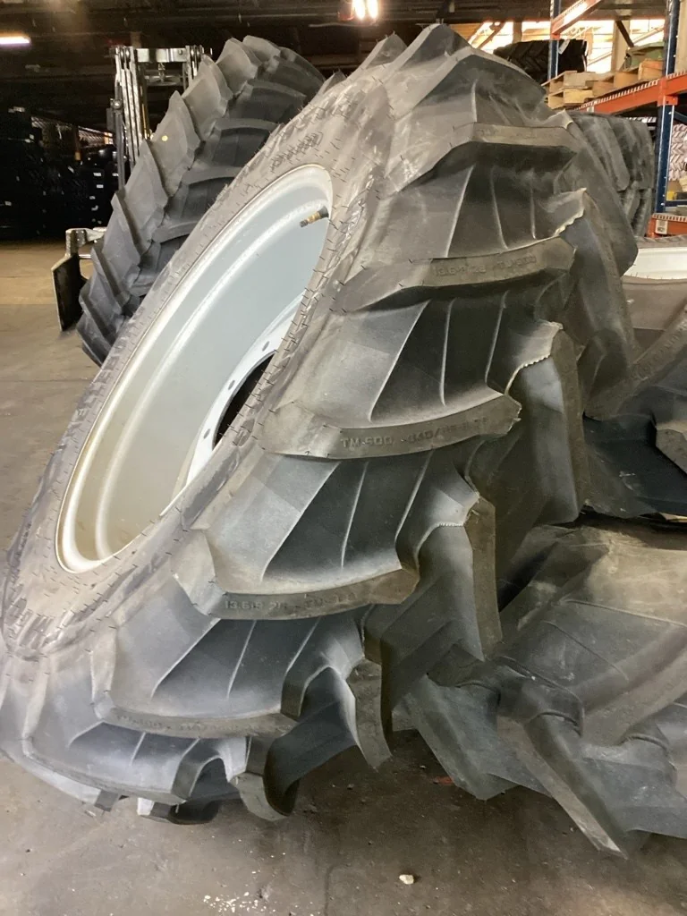 Take-Off 340/85R28 127A8 Trelleborg TM600 TL R-1W 95-100% On 12 x 28 (8-10.82-8.78) 4/2 Rail/Disc image 3
