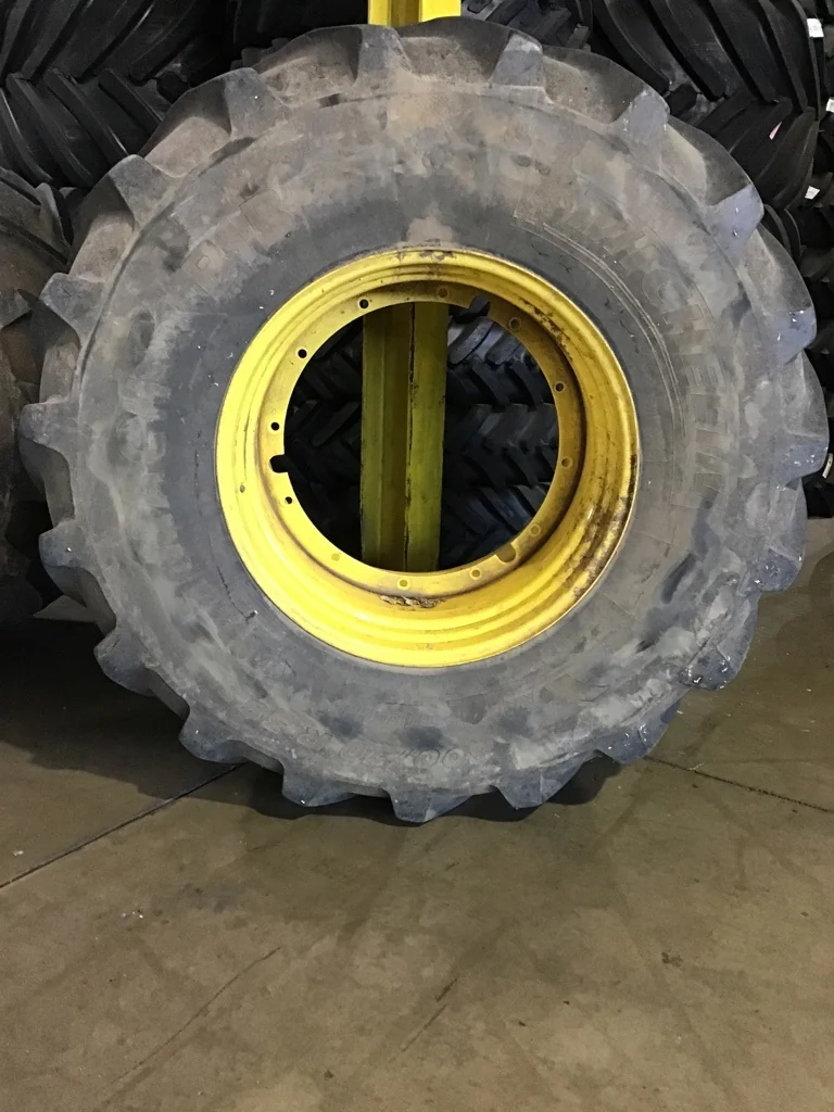 Used 800/70R38 173D Michelin MachXbib TL R-1W 70-75% On 27 X 38 12-32.047-30.078 Titan