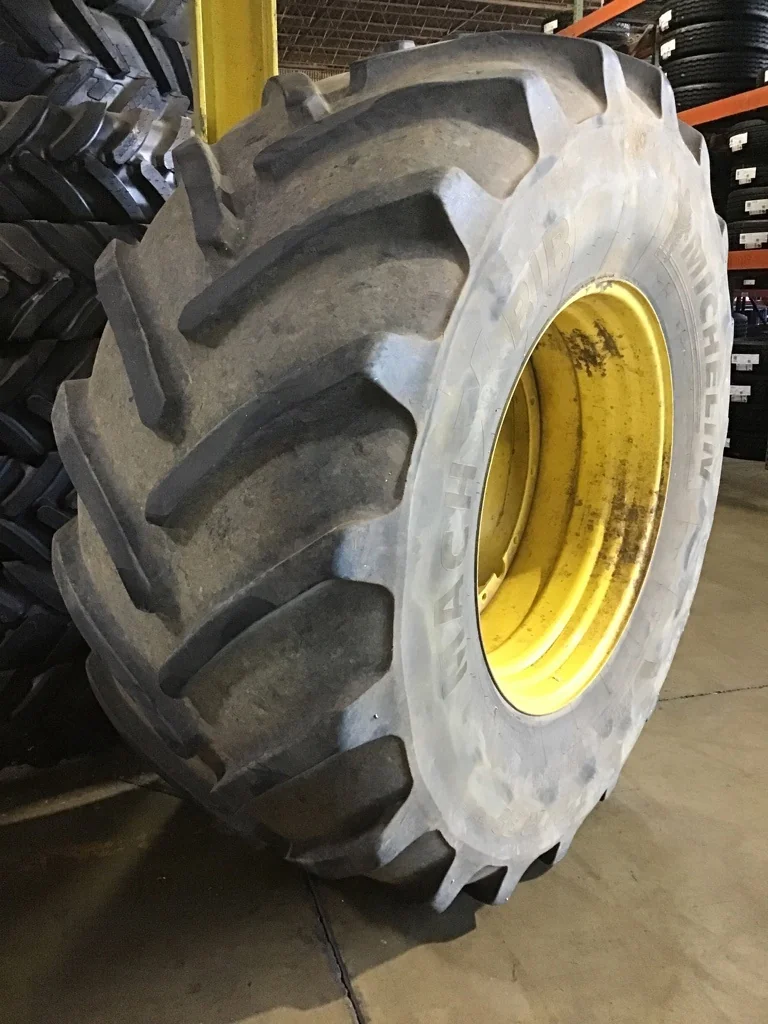 Used 800/70R38 173D Michelin MachXbib TL R-1W 70-75% On 27 X 38 12-32.047-30.078 Titan image 2