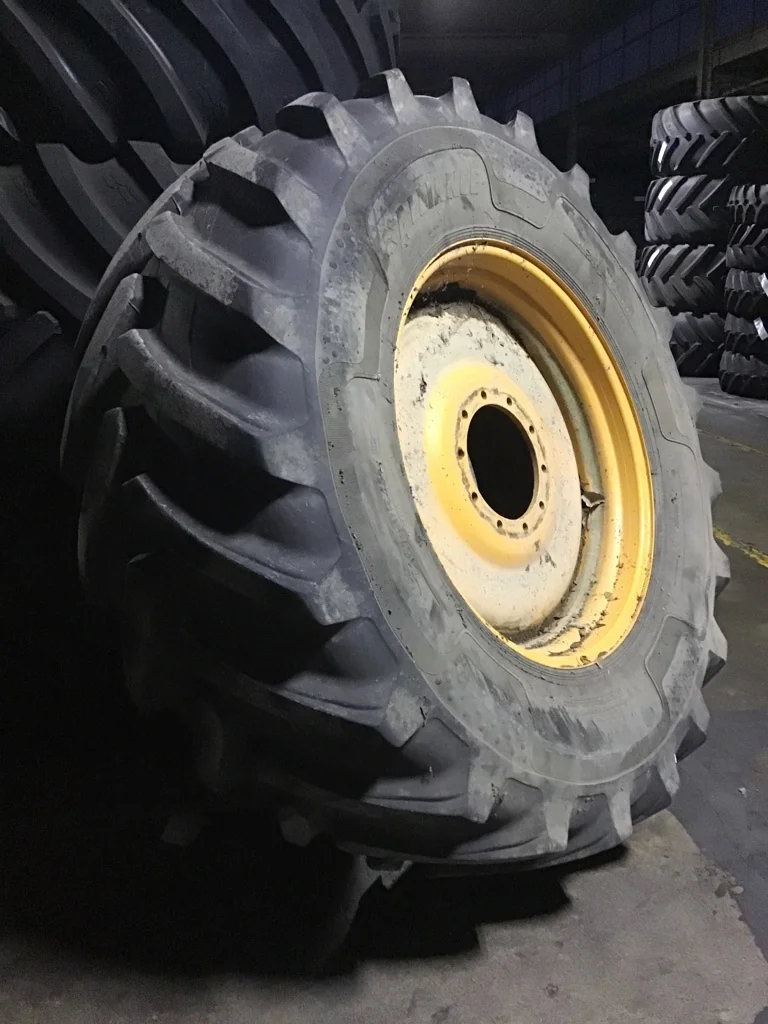Used 710/70R42 173D Alliance Agristar II TL R-1W 80-85% on 23 X 42 10-14.57-12.42 Hagie Orange image 2