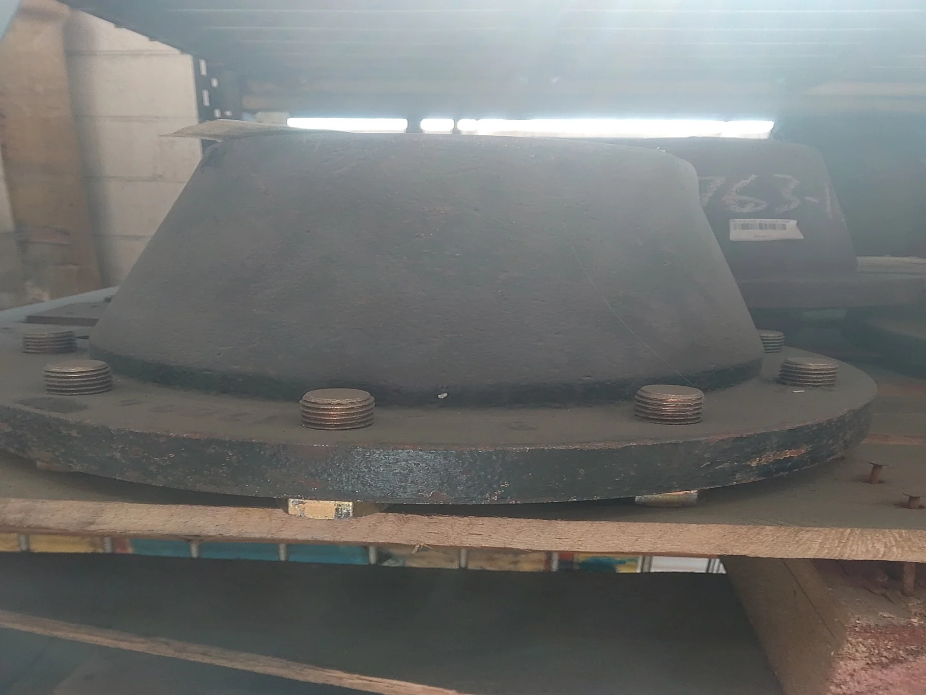 USED 10 BOLT WEDGE-LOK HUB
