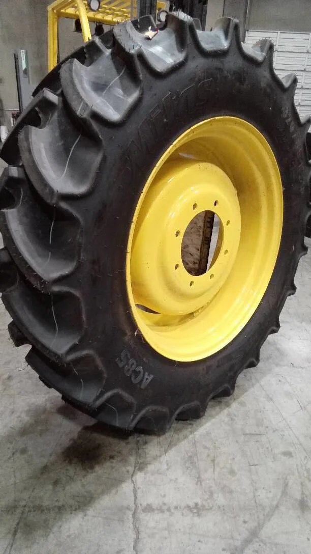 Take-Off 320/85R28 124B Mitas AC85 TL R-1W 95-100% on 10 X 28 8-10.82-8.78 GKN 4/2 Clamp Yellow image 2