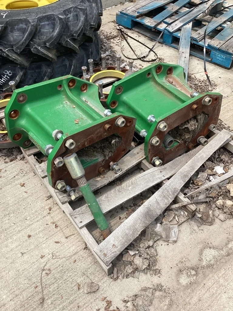 Used 15.5" John Deere Combine Frame Extension (2)17.75" AXLE SHAFT (18 SPLINE) NO TRUSS ROD