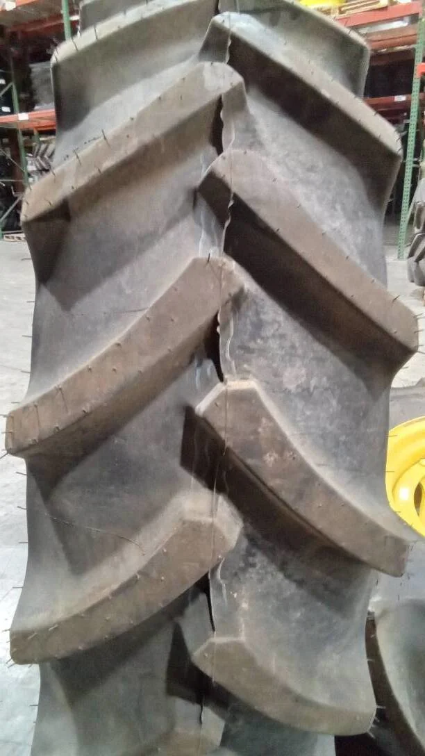 Take-Off 320/85R28 124 B Mitas AC85 TL R-1W 95-100% on 10 X 28 8-10.82-8.78 4/2 Clamp JD Yellow image 3