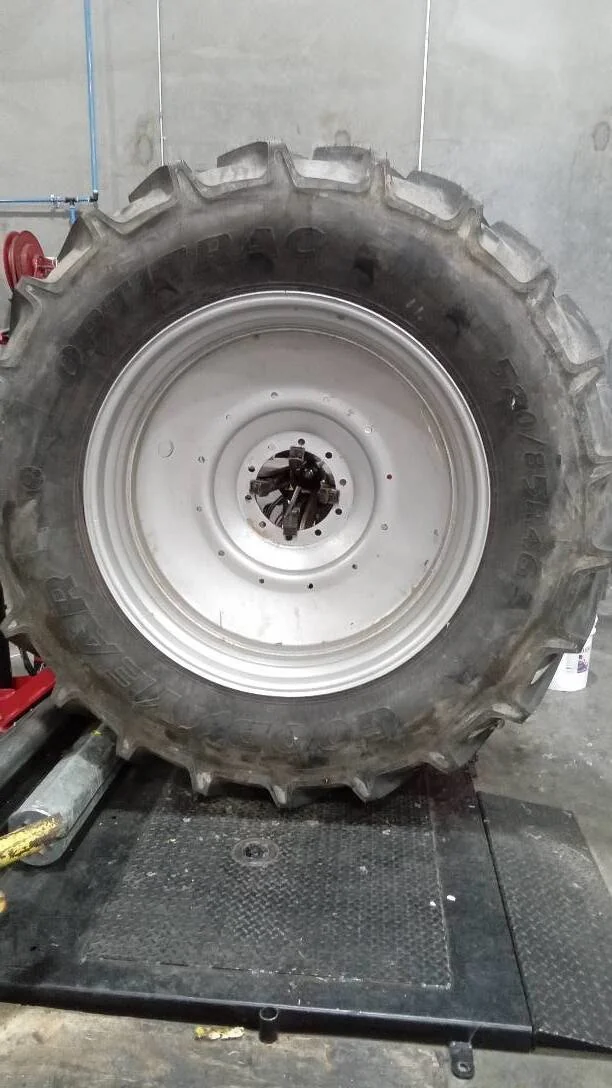 Take-Off 520/85R46 158D Goodyear Optitrac TL R-1W 95-100% on 16 X 46 10-13.19-11.07 Titan Dual