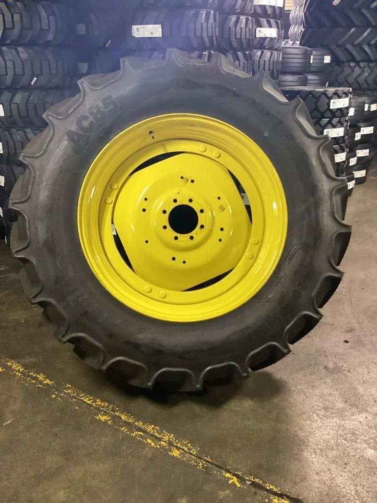 Take-Off 420/85R38 144A8 Mitas AC85 TL R-1W 95-100% On 15 x 38 (8-8-6) Moveero  4/2 Rail/Disc