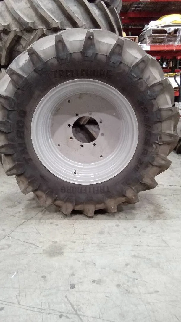 Take-Off 480/65R28 136D Trelleborg TM800 TL R-1W 95-100% on 14 X 28 8-10.82-8.78 Solid Gray Wheel