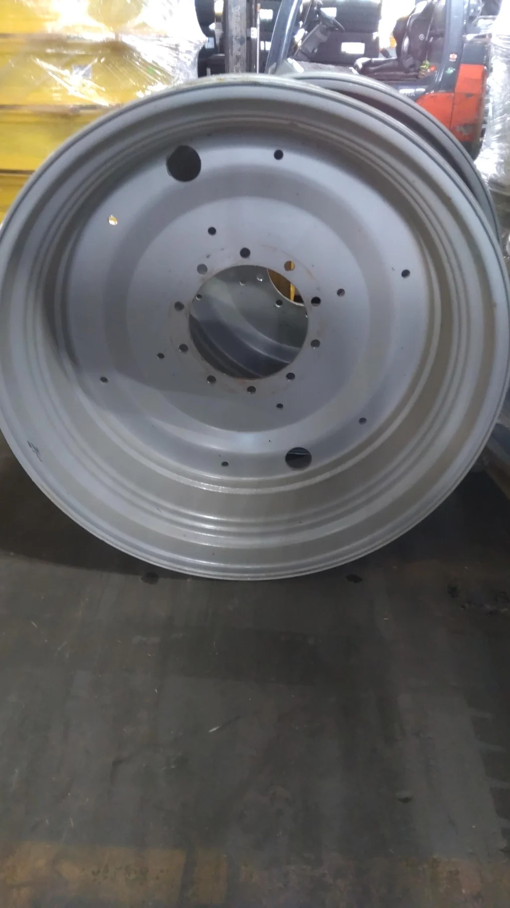 Take-Off 18 X 38 10-13.19-11.07 Solid Gray Wheel image 4