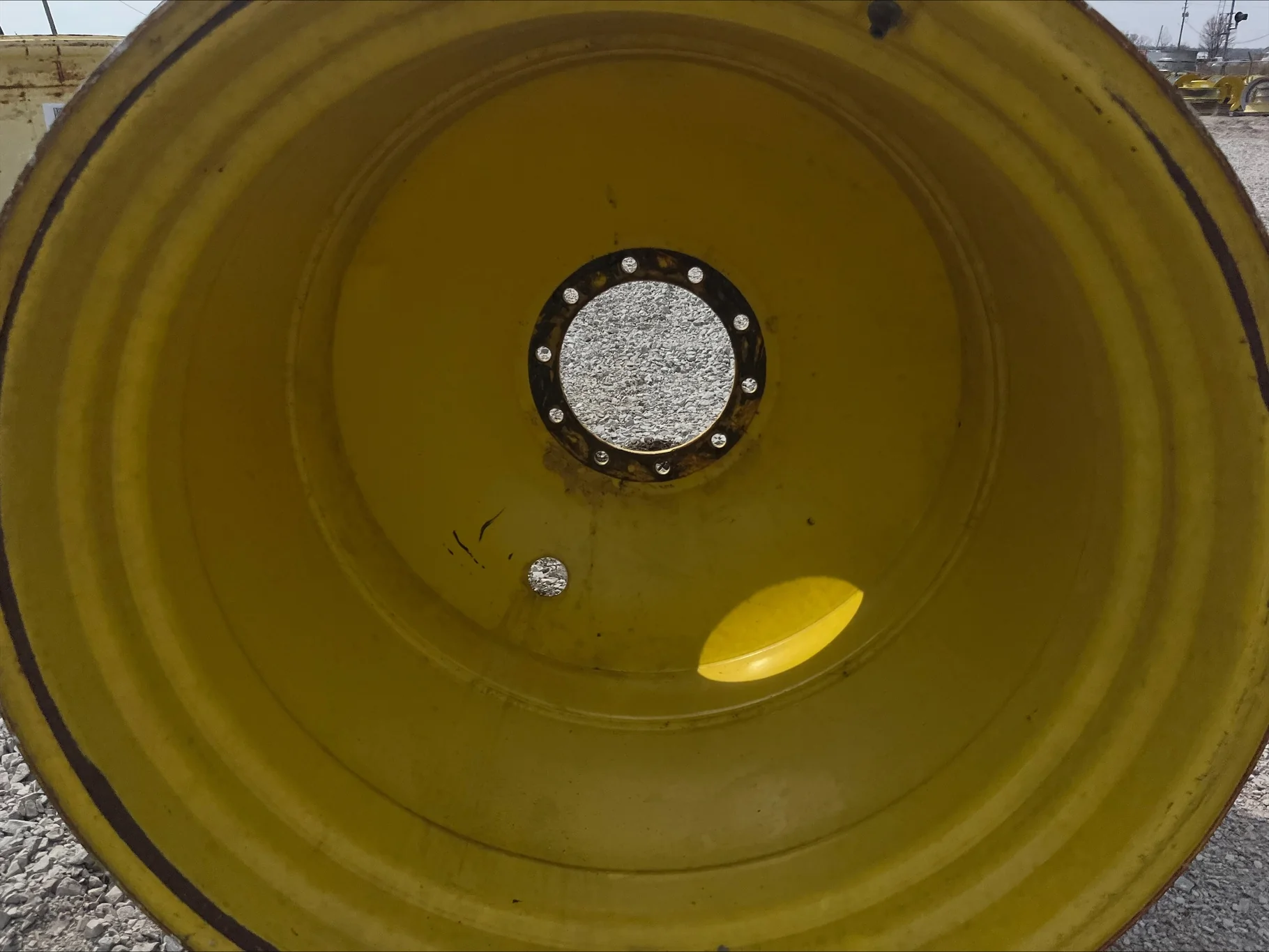 USED 27 X 38 10-13.19-11.07-18.89IN DOLLY DUAL YELLOW WHEEL