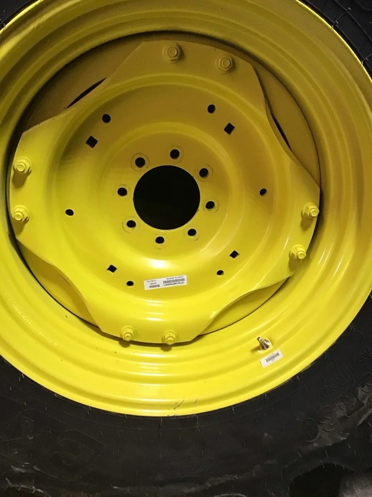 Take-Off 460/85R30 145A8 BKT Agri Max TL R-1W 95-100% on 15 x 30 8-8-6 4/2 Yellow Wheel (Assembly) image 2